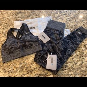{Small} GYMSHARK CAMO Seamless Leggings/Sports Bra